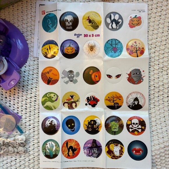 BANDAI Badge It! Button Maker Toy and Refills, Ages 6+ ☀️ Unique and Rare Item! - Picture 8 of 10